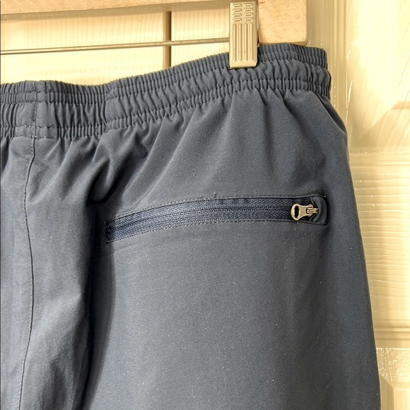 Nike Navy Blue Athletic Shorts zipper pockets L - Picture 7 of 9